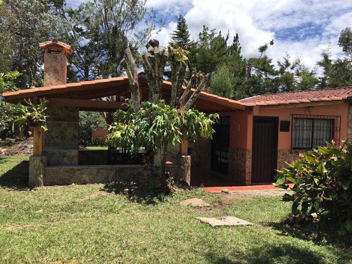 Villa La Casa de Piedra Guatapé Exterior foto